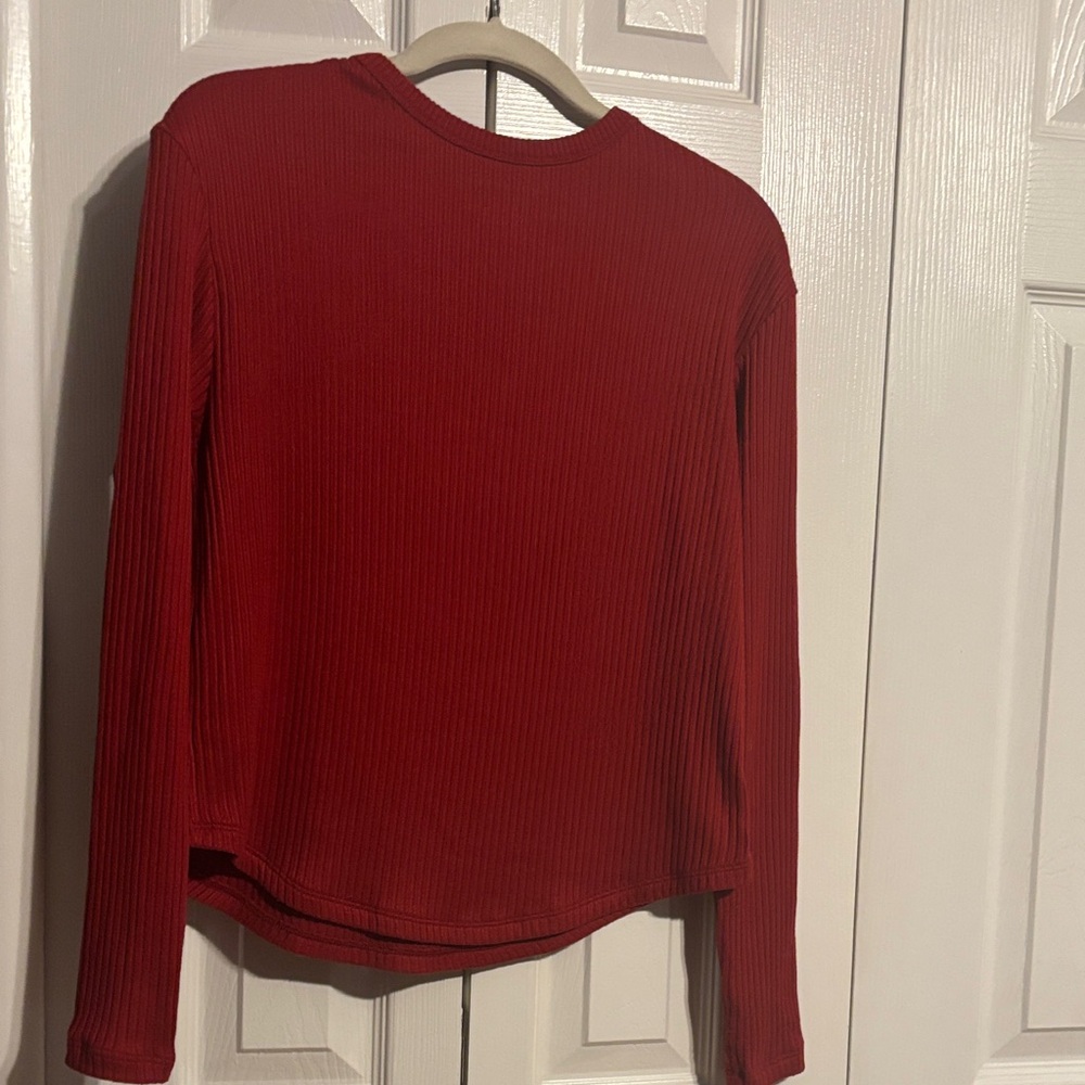 American Eagle Outfitters Deep Red Ribbed Long Sleeve v neck top size XS - Picture 7 of 7